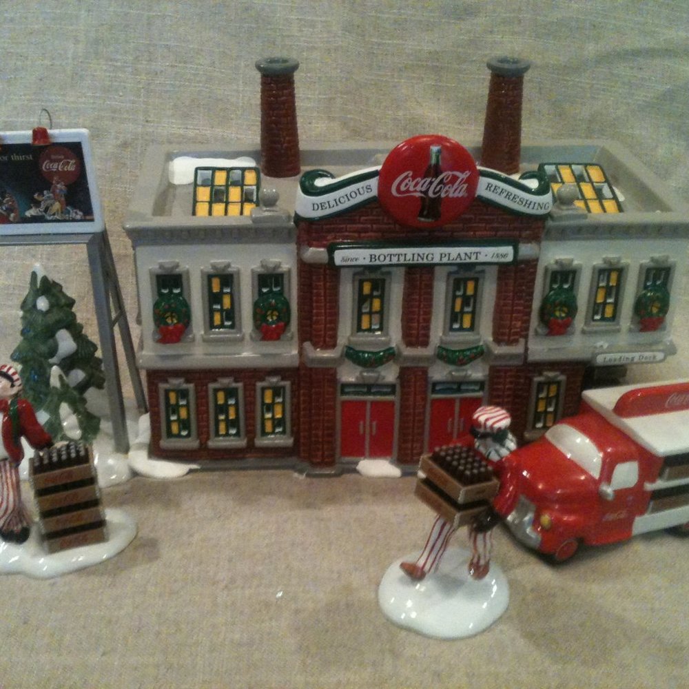 SOLD Retired Dept 56 Original Snow Village - Picture 1 of 8